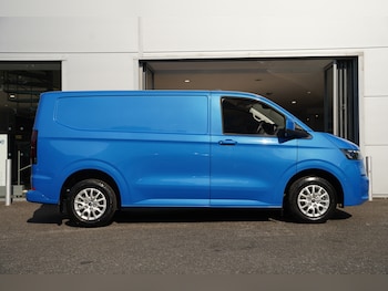 Used Volkswagen Transporter 2025 for sale - 79360476: Photo