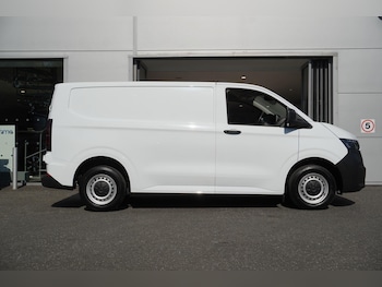 Used Volkswagen Transporter 2025 for sale - 78405110: Photo