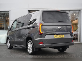 Used Volkswagen Transporter Shuttle 2025 for sale - 78347175: Photo