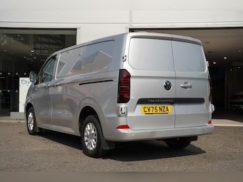 Used Volkswagen Transporter 2025 for sale - 79267241: Photo