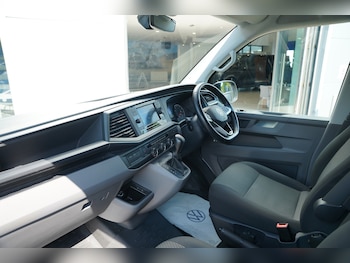 Used Volkswagen Transporter 2022 for sale - 79347489: Photo