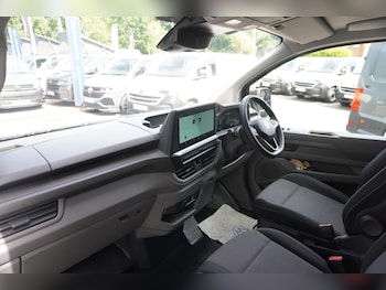 Used Volkswagen Transporter 2025 for sale - 78676114: Photo