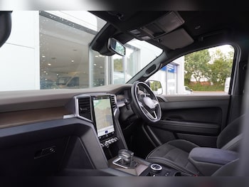 Used Volkswagen Amarok 2024 for sale - 79589207: Photo
