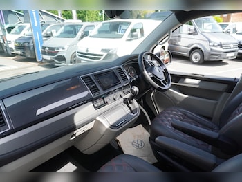 Used Volkswagen Transporter 2019 for sale - 78675629: Photo