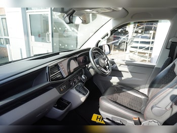 Used Volkswagen Transporter 2021 for sale - 78347152: Photo