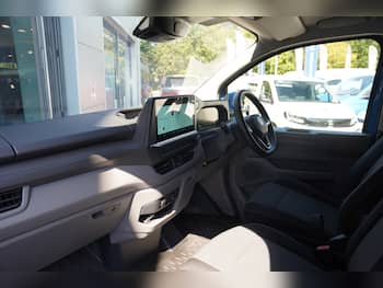 Used Volkswagen Transporter 2025 for sale - 79697584: Photo