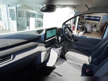 Used Volkswagen Transporter 2025 for sale - 78347611: Photo