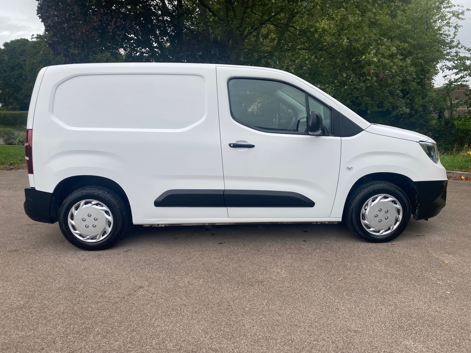 Used Vauxhall Combo 2021 for sale - 76339977: Photo 8
