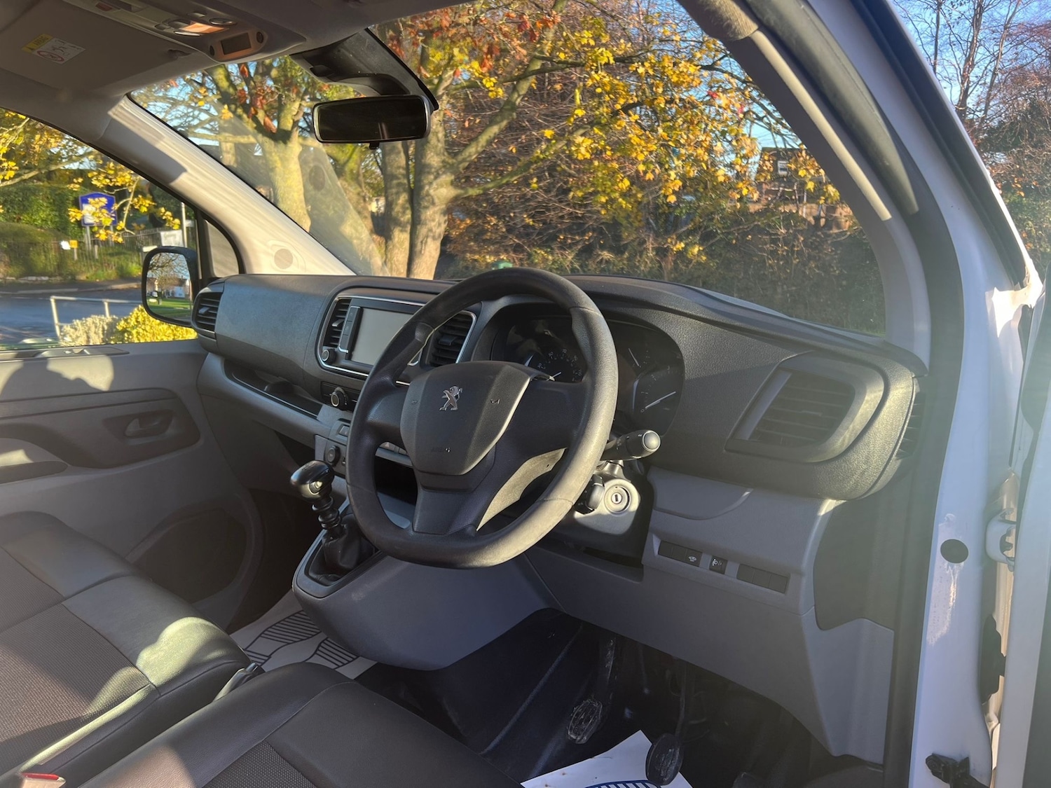 Used Peugeot Expert 2019 for sale - 76830626: Photo 12