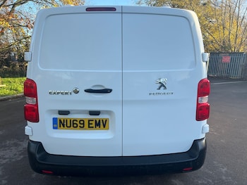 Used Peugeot Expert 2019 for sale - 76830626: Photo