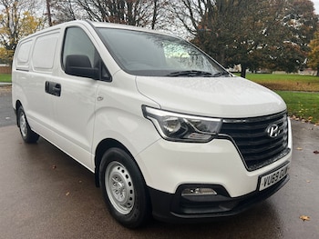 Used Hyundai Iload 2019 for sale - 76364024: Photo