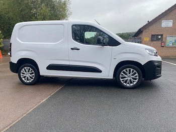 Used Citroen Berlingo 2021 for sale - 76096939: Photo