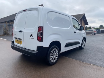 Used Citroen Berlingo 2021 for sale - 76096939: Photo