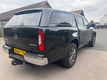 Used Mercedes-Benz X-Class 2018 for sale - 75333026: Photo