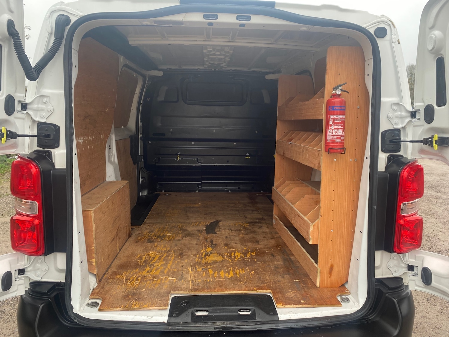 Used Peugeot Expert 2020 for sale - 76831249: Photo 11