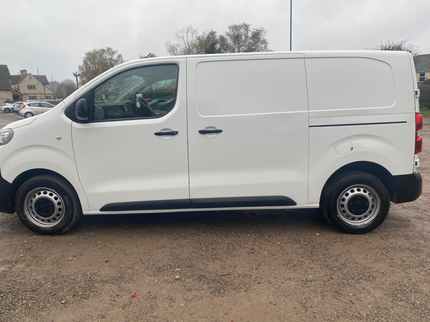 Used Peugeot Expert 2020 for sale - 76831249: Photo 9