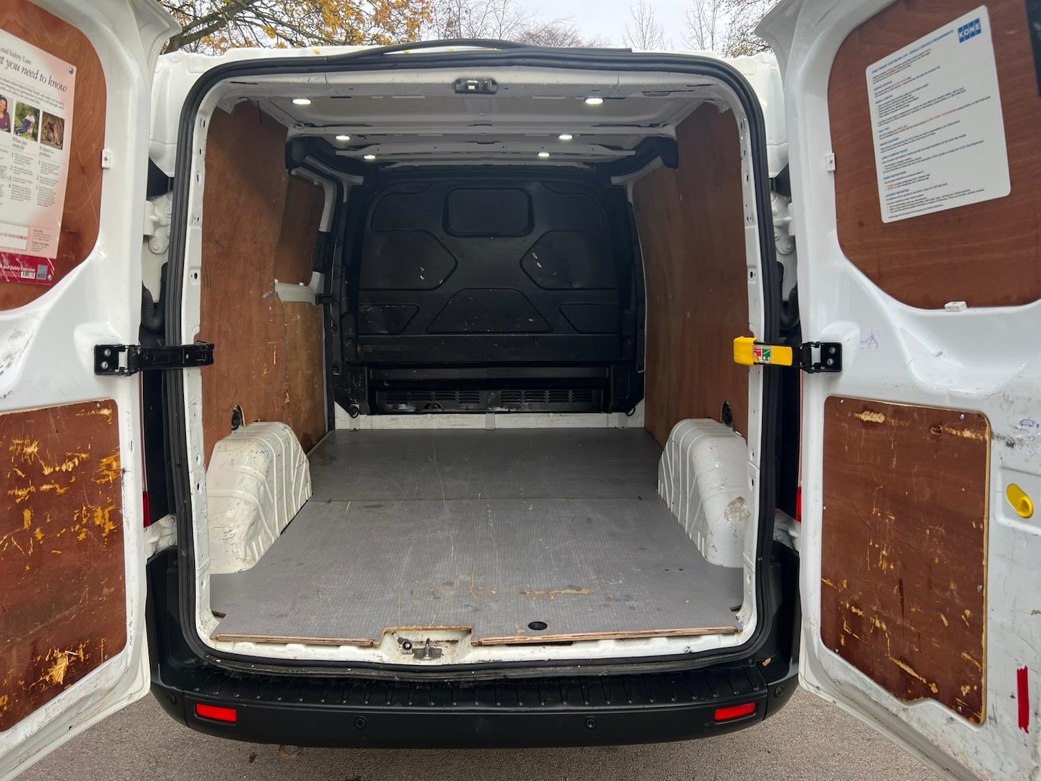 Used Ford Transit Custom 2019 for sale - 76831931: Photo 10