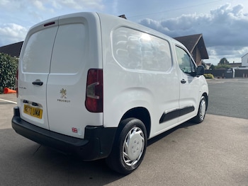 Used Peugeot Partner 2020 for sale - 75974829: Photo