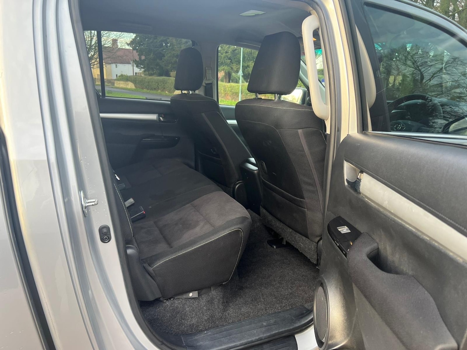 Used Toyota Hilux 2018 for sale - 76959881: Photo 12