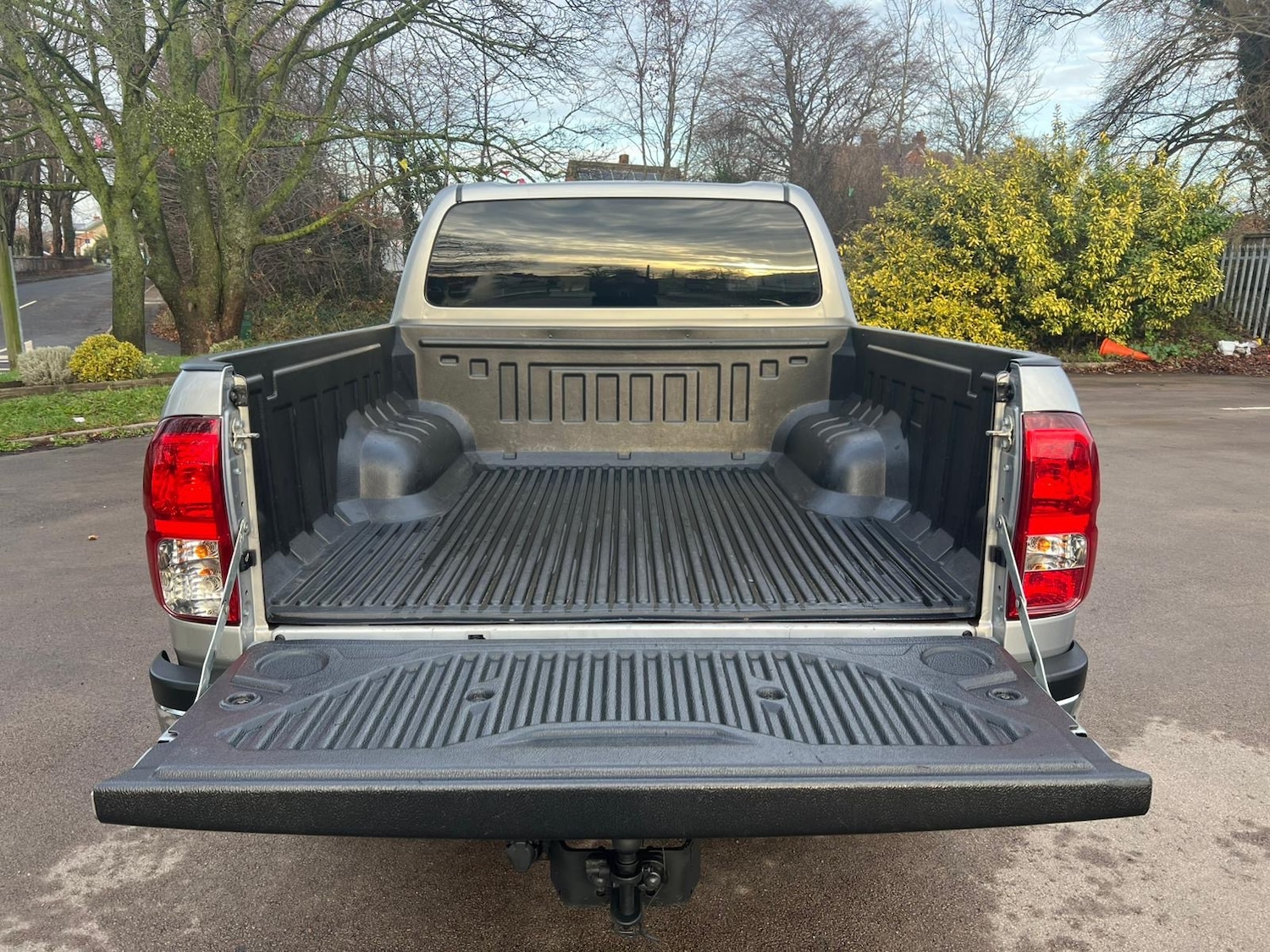 Used Toyota Hilux 2018 for sale - 76959881: Photo 9