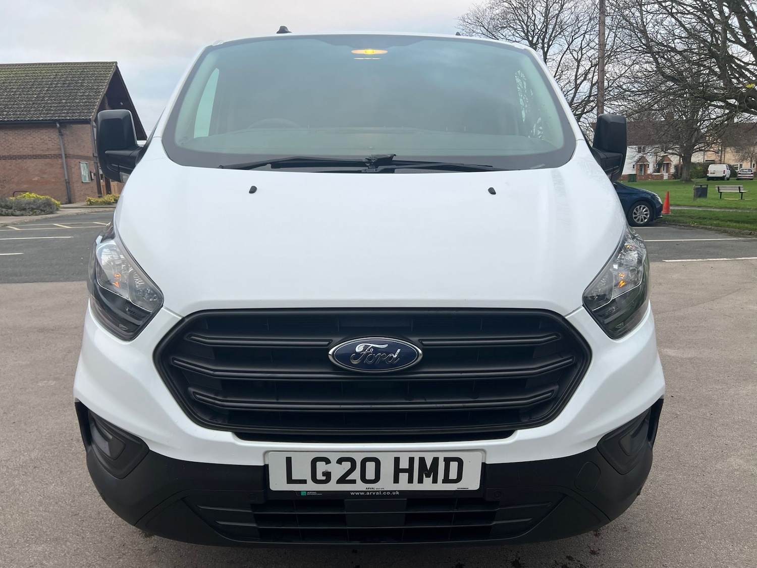 Used Ford Transit Custom 2020 for sale - 77082350: Photo 2