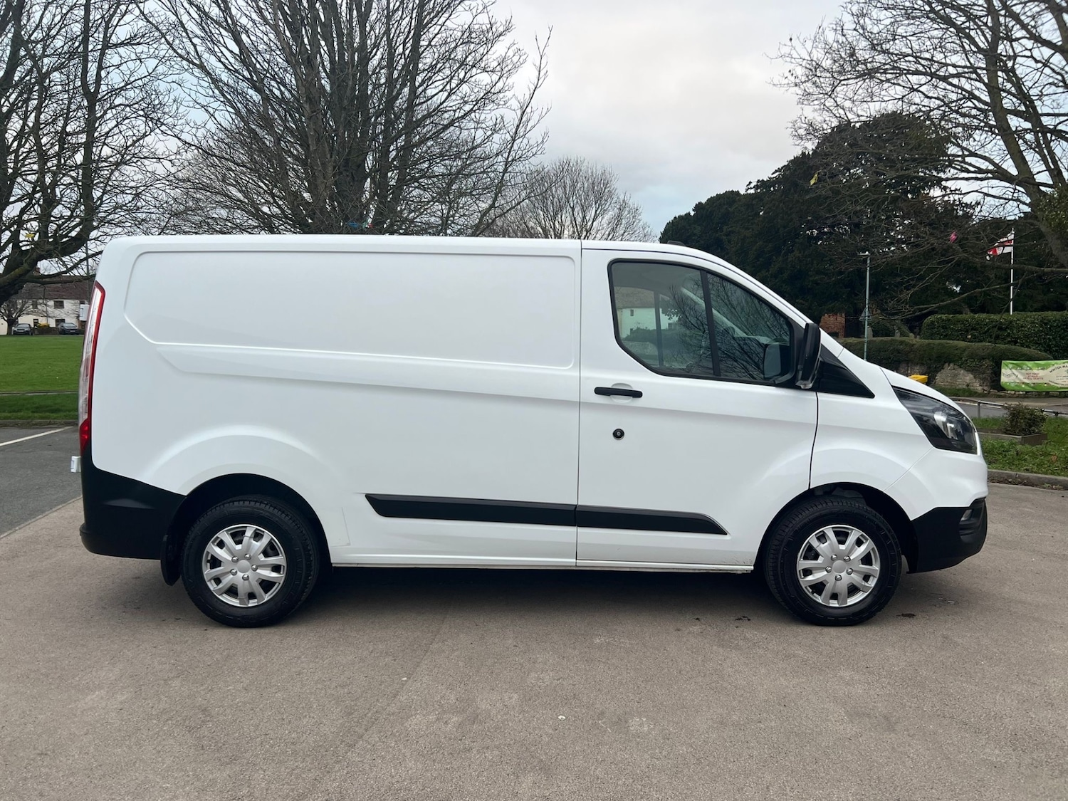 Used Ford Transit Custom 2020 for sale - 77082350: Photo 6