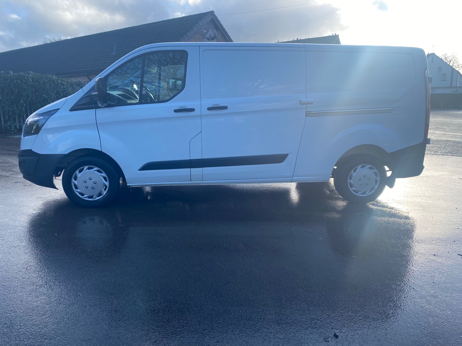 Used Ford Transit Custom 2017 for sale - 77300331: Photo 5