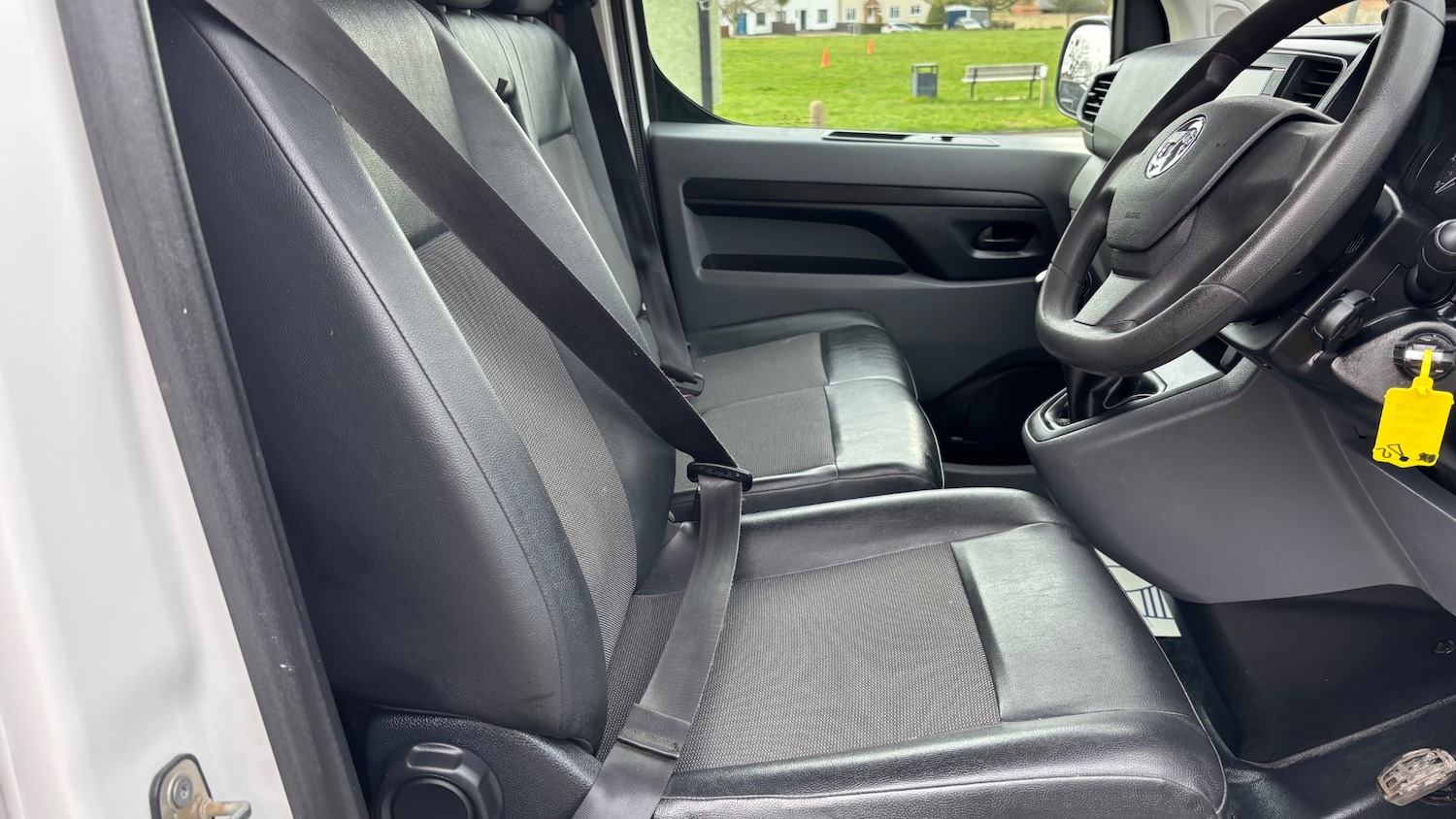 Used Vauxhall Vivaro 2019 for sale - 77988307: Photo 10