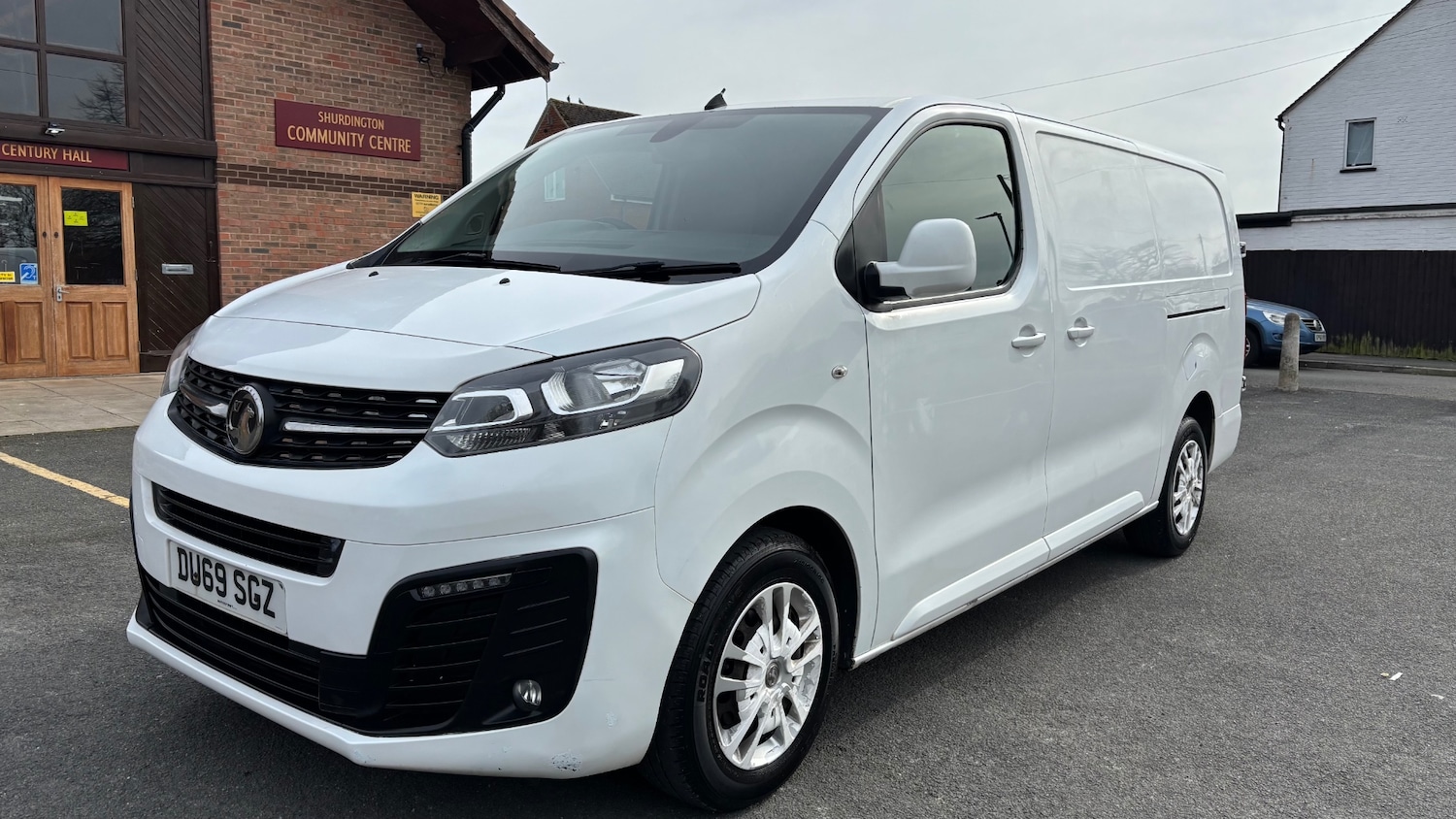 Used Vauxhall Vivaro 2019 for sale - 77988307: Photo 2