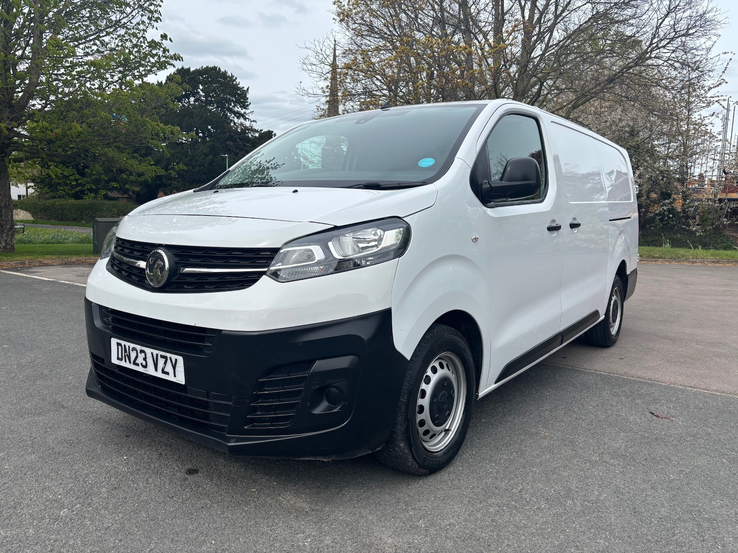 Used Vauxhall Vivaro 2023 for sale - 78217872: Photo 2