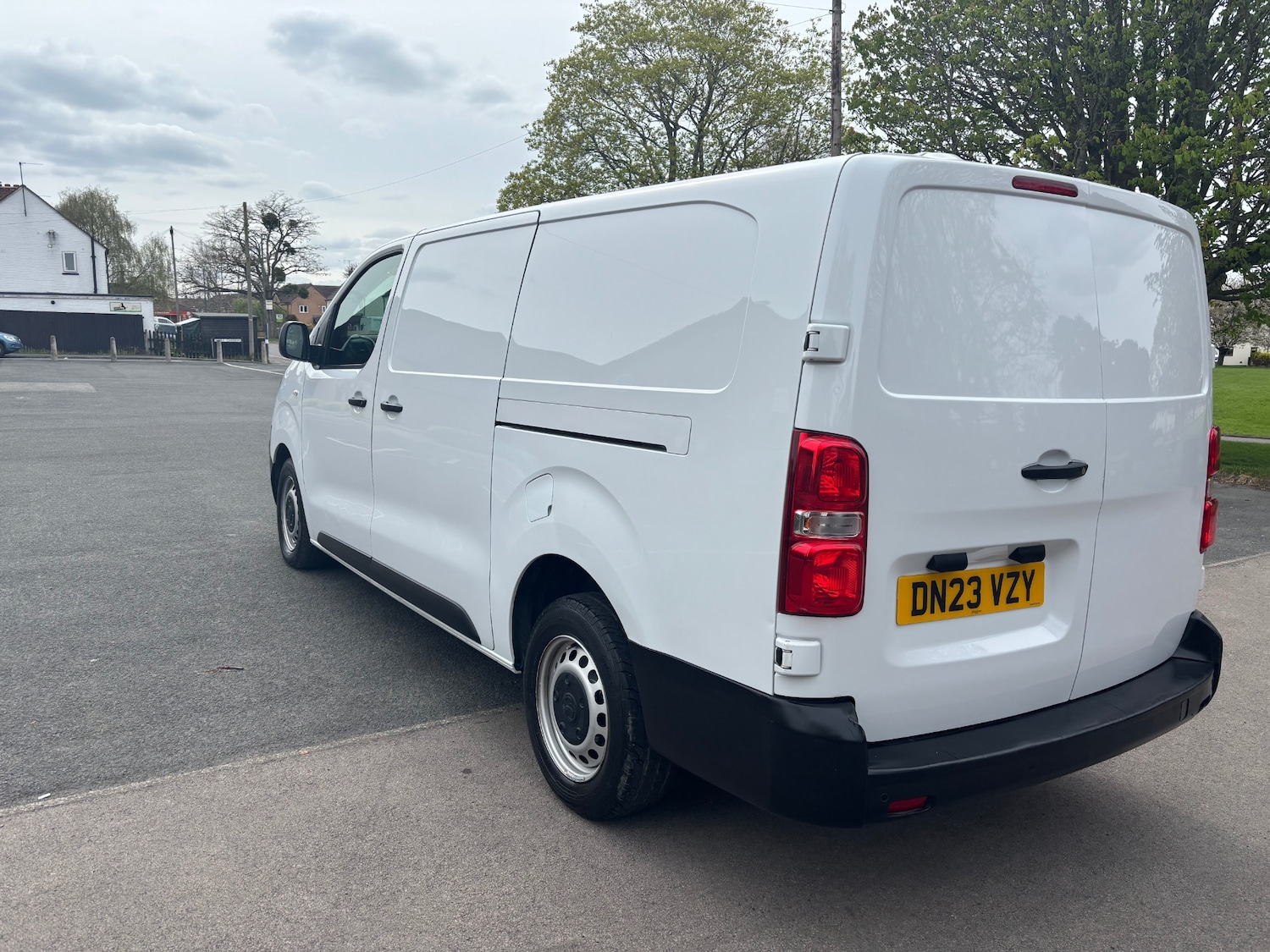 Used Vauxhall Vivaro 2023 for sale - 78217872: Photo 8