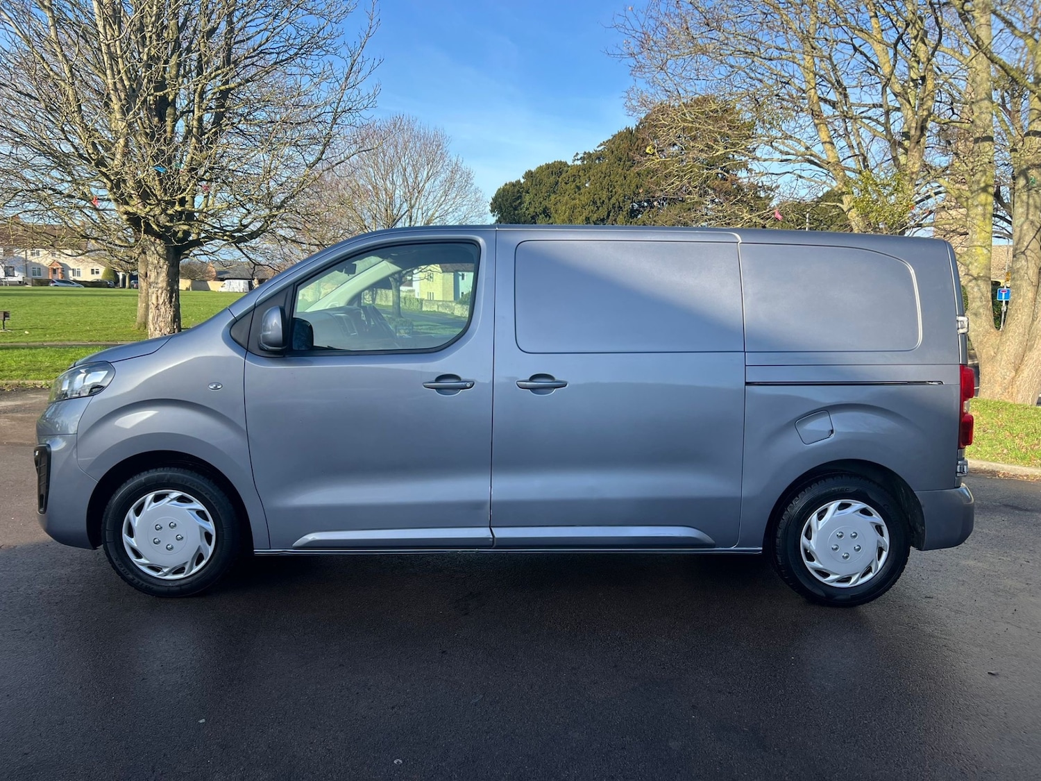 Used Vauxhall Vivaro 2020 for sale - 77149499: Photo 5