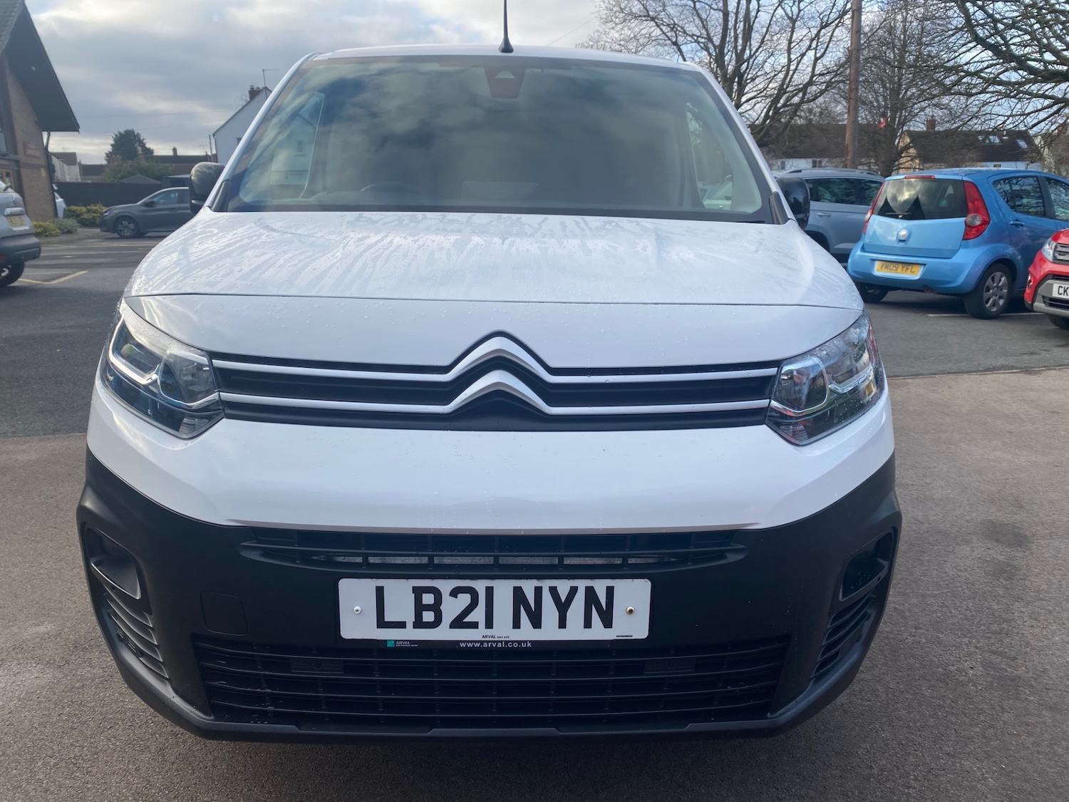 Used Citroen Berlingo 2021 for sale - 76918745: Photo 2