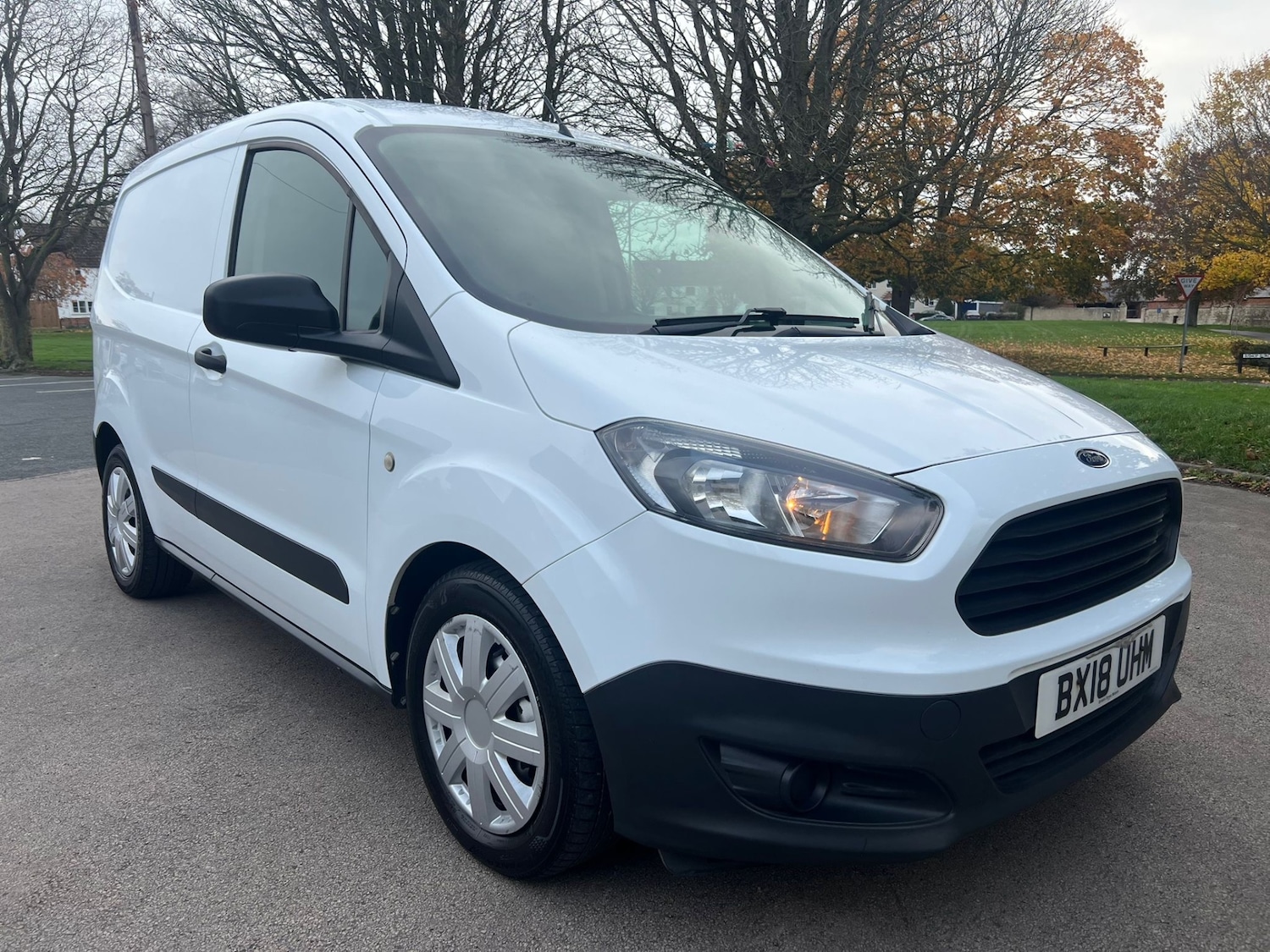 Used Ford Transit Courier 2018 for sale - 76517745: Photo 1