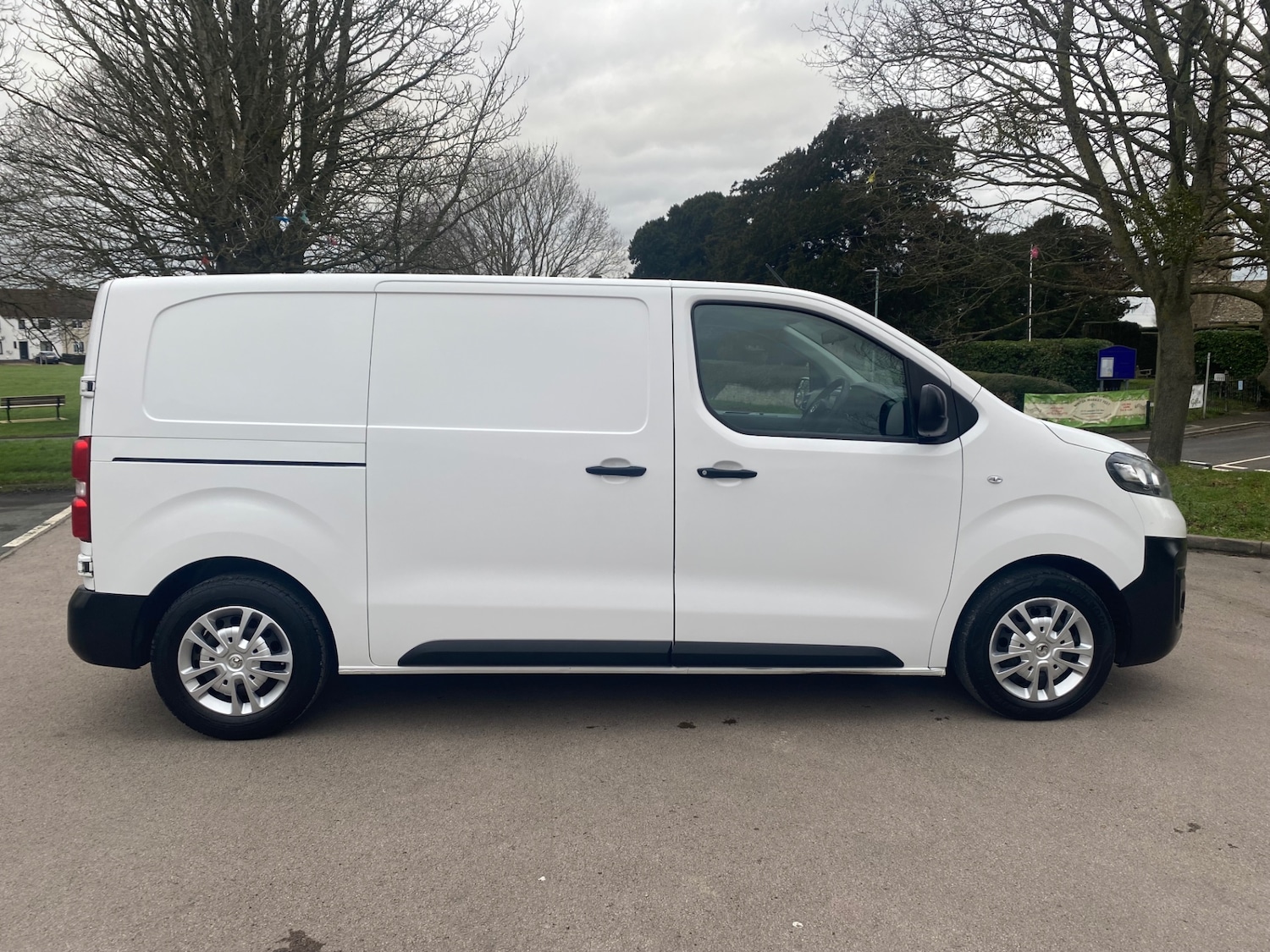 Used Vauxhall Vivaro 2020 for sale - 77271627: Photo 6