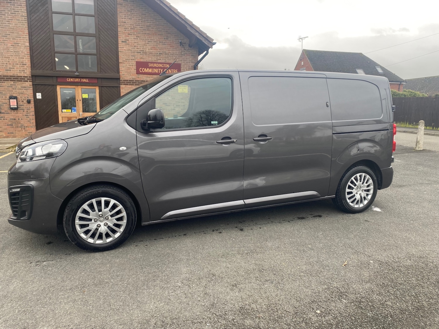 Used Vauxhall Vivaro 2023 for sale - 77618927: Photo 6