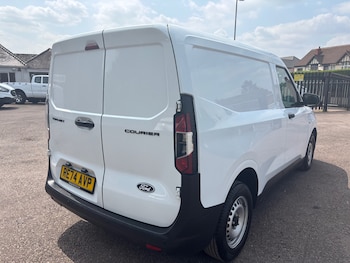 Used Ford Transit Courier 2024 for sale - 79275032: Photo