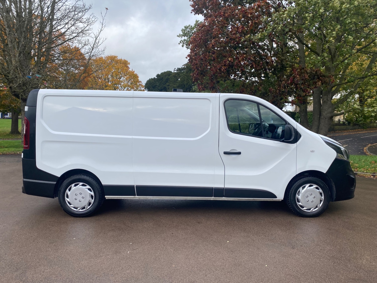 Used Vauxhall Vivaro 2017 for sale - 76452015: Photo 12