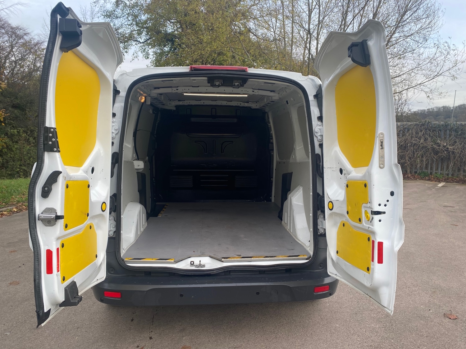 Used Ford Transit Connect 2018 for sale - 76722054: Photo 10