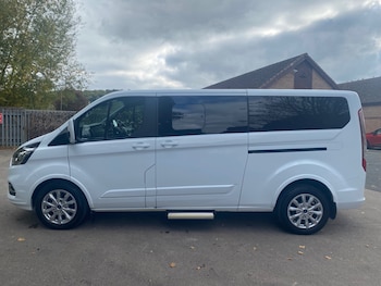 Used Ford Tourneo Custom 2023 for sale - 76232848: Photo