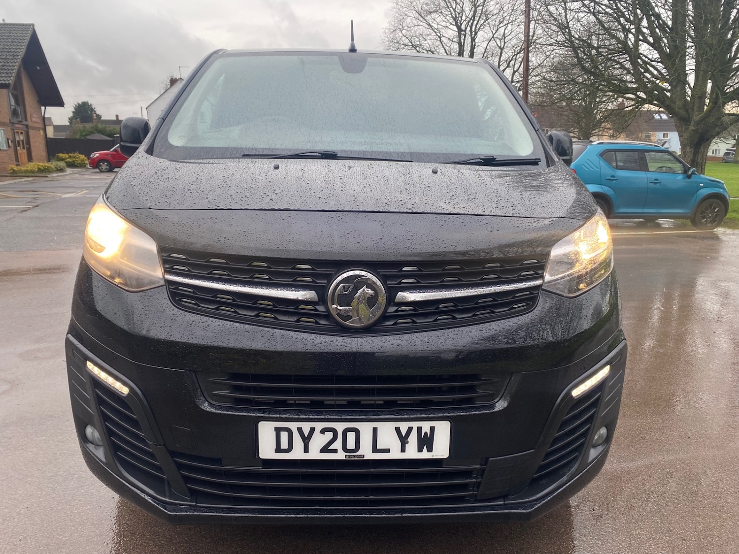Used Vauxhall Vivaro 2020 for sale - 77195519: Photo 2