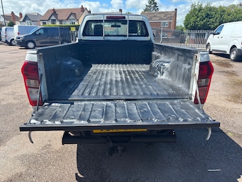 Used Isuzu D-Max 2017 for sale - 78794919: Photo