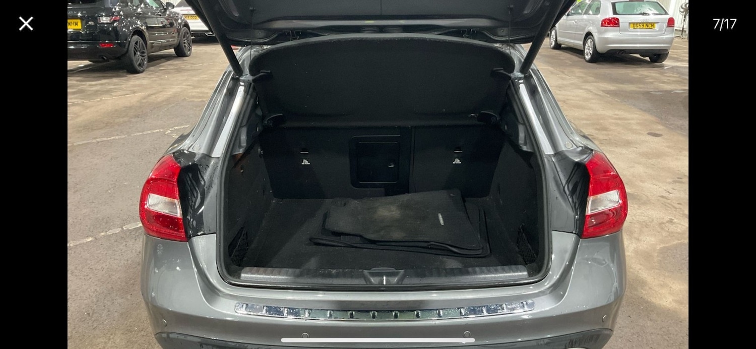 Used Mercedes-Benz GLA 2015 for sale - 76884914: Photo 3