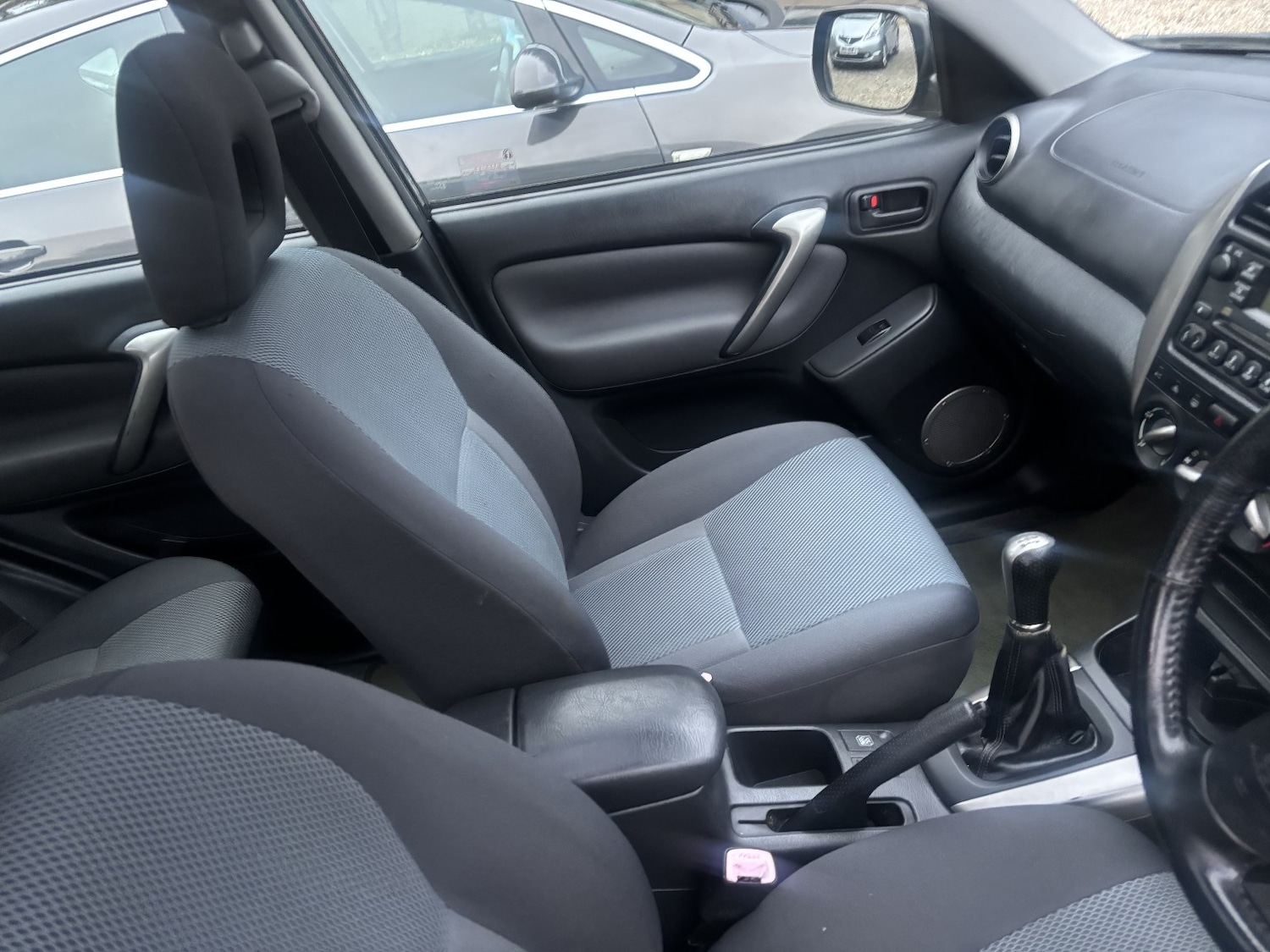 Used Toyota RAV4 2003 for sale - 76397022: Photo 10