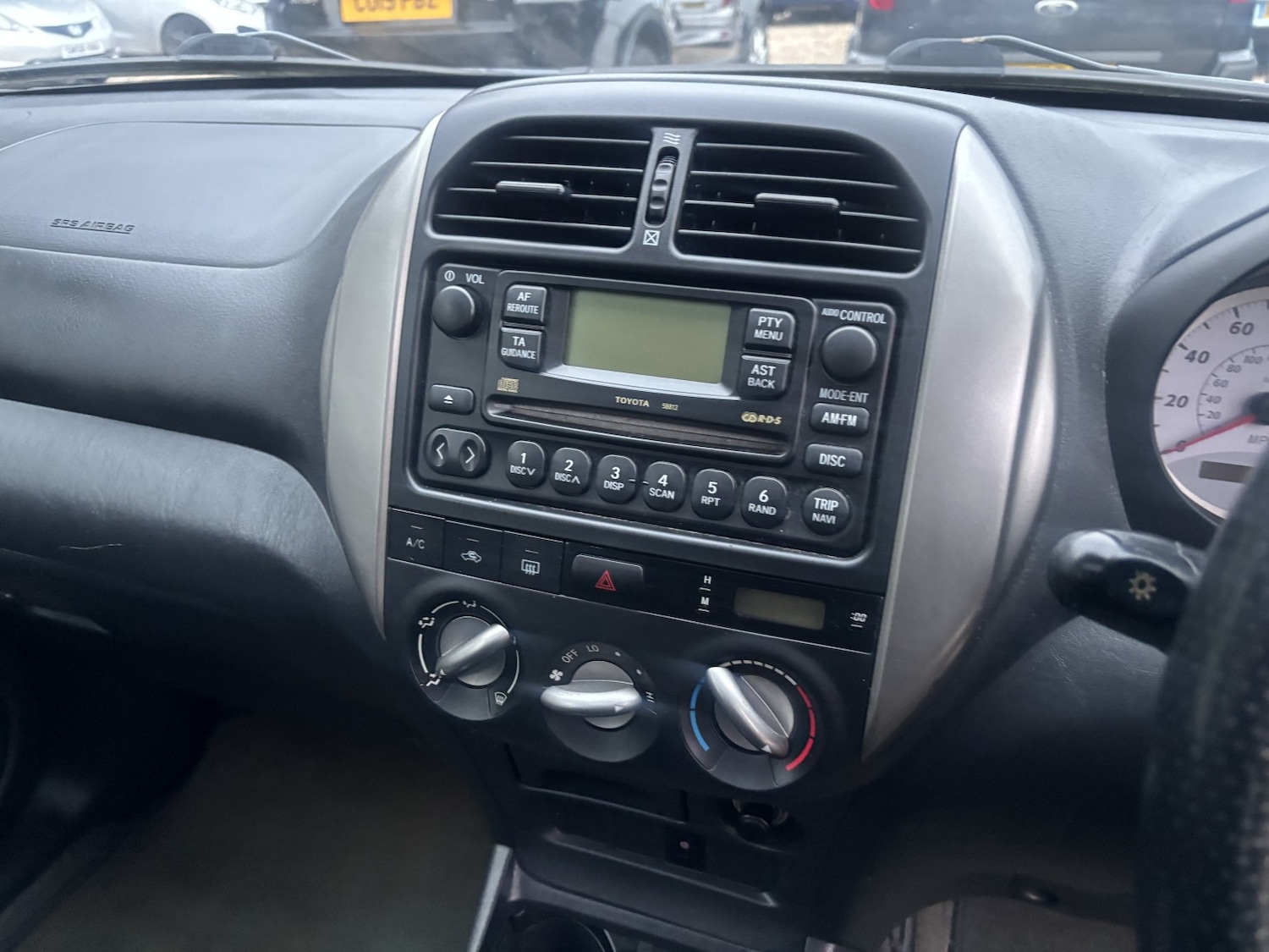 Used Toyota RAV4 2003 for sale - 76397022: Photo 11
