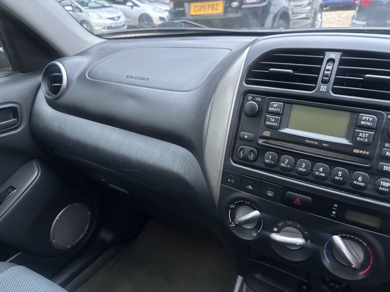 Used Toyota RAV4 2003 for sale - 76397022: Photo 12