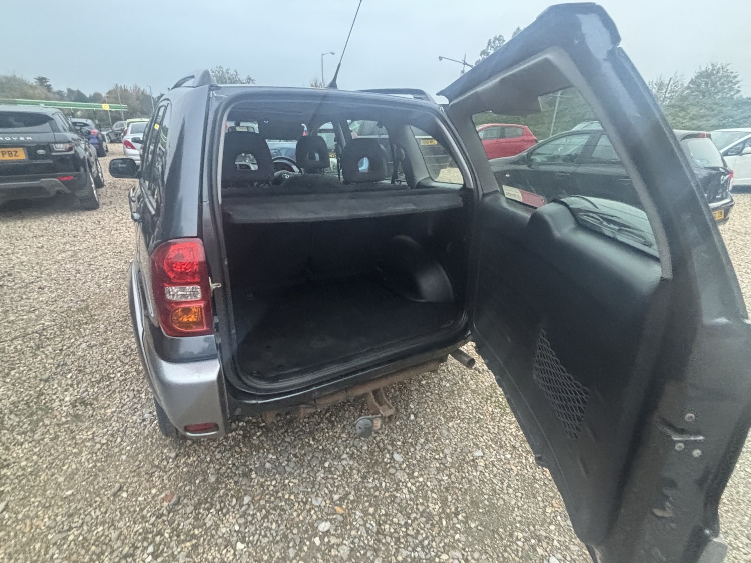 Used Toyota RAV4 2003 for sale - 76397022: Photo 16