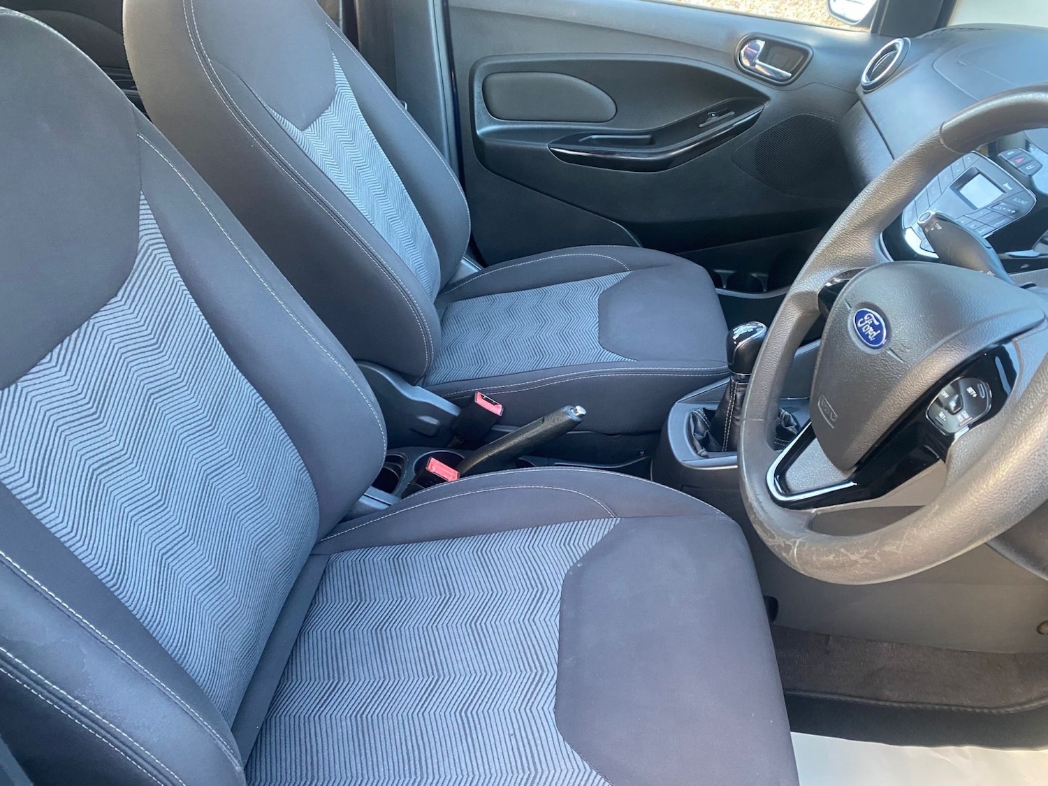 Used Ford Ka+ 2017 for sale - 77400062: Photo 8