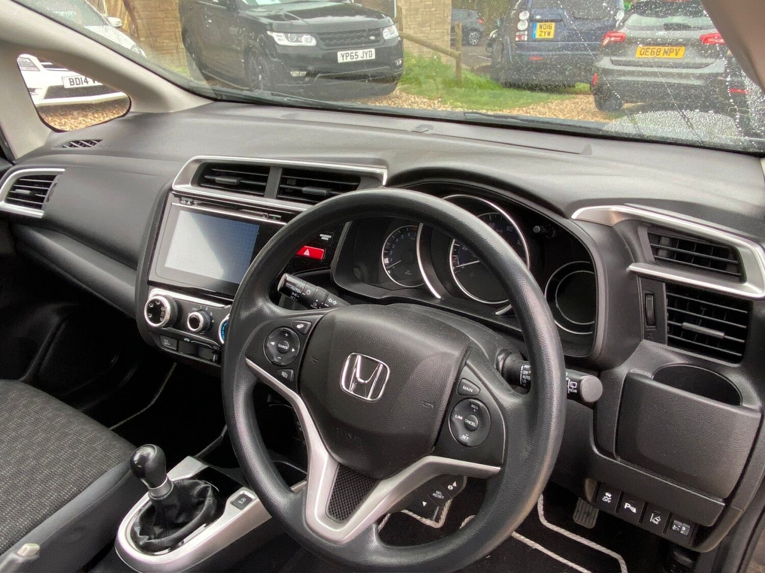 Used Honda Jazz 2017 for sale - 78025782: Photo 25