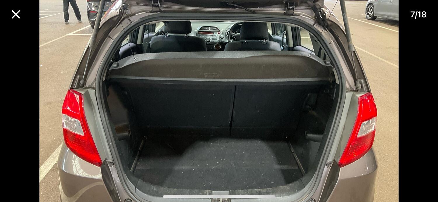 Used Honda Jazz 2011 for sale - 77464820: Photo 3